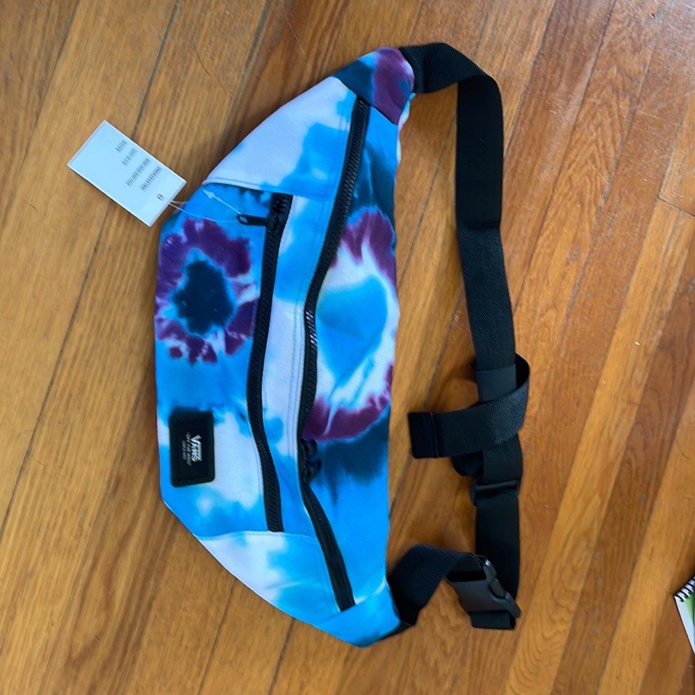 VANS large fanny pack new